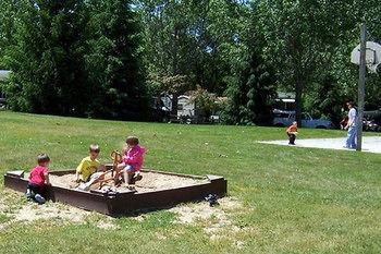 Lakeland Camping Resort Janesville Buitenkant foto